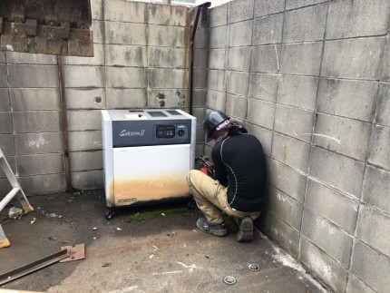 愛知県犬山市|エアーコンプレッサー切り離し作業