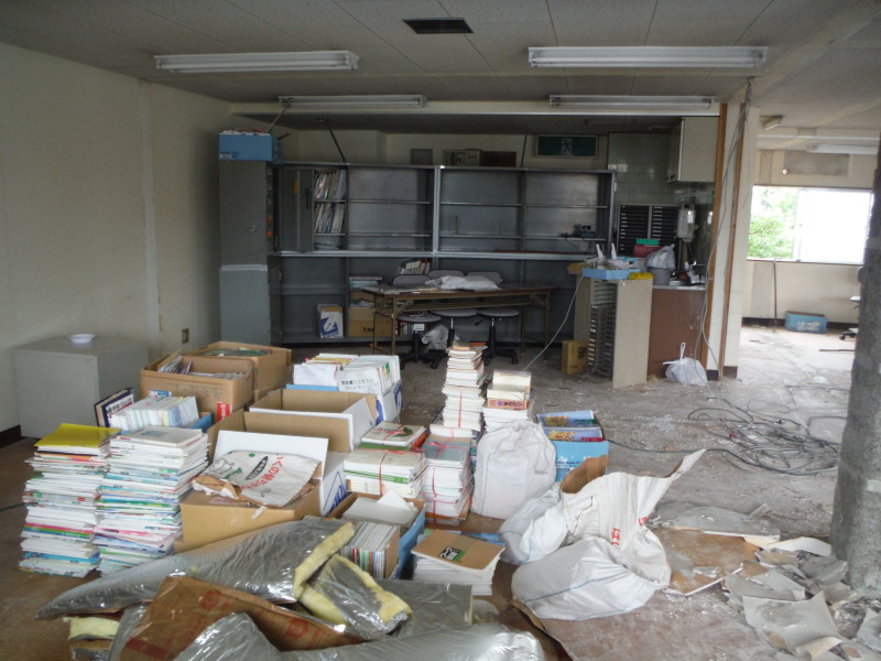 名古屋市守山区の店舗の内装解体