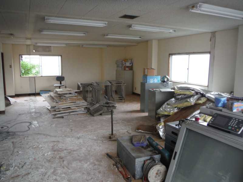 名古屋市守山区の店舗の内装解体