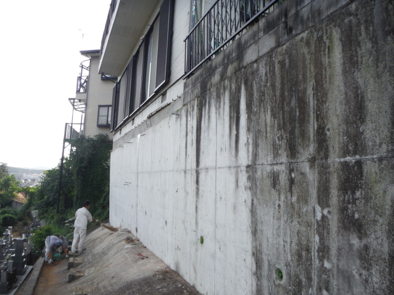 岐阜県可児市のベランダ解体工事