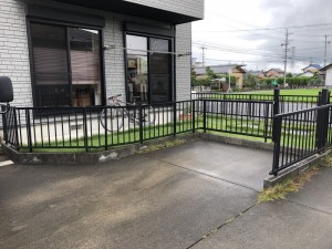 柵フェンスの撤去