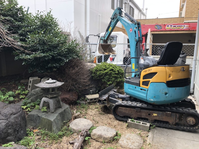 【費用事例】名古屋市中川区の庭石の撤去工事【重機×ユニック】