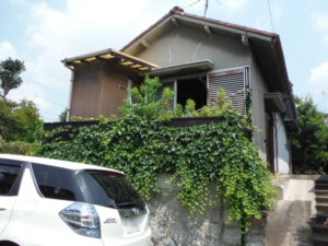名古屋市瑞穂区の木造平屋住宅の解体工事【22坪60万円】狭い高台