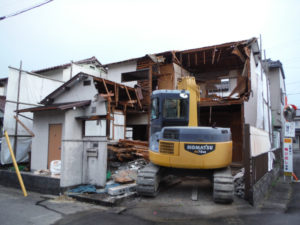 【費用事例】愛知県犬山市の木造2階建住宅の解体工事【28坪80万円】