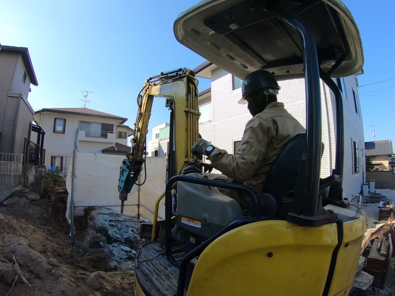 名古屋市緑区お庭の解体工事【大きな庭石と庭木を全撤去】