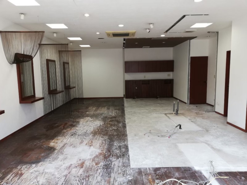 愛知県岩倉市の店舗の原状回復・内装解体