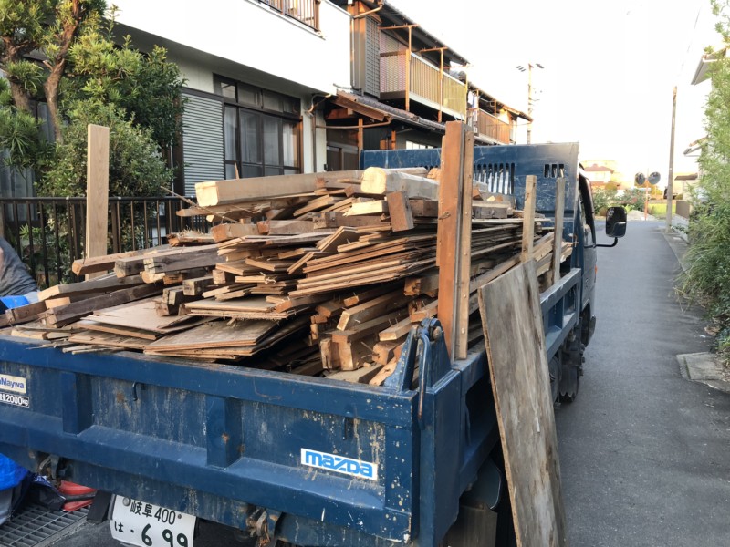 岐阜県多治見市の木造住宅の間取り変更による内装解体
